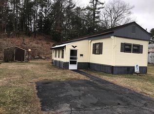 221 Upper North St #8, Ware, MA 01082