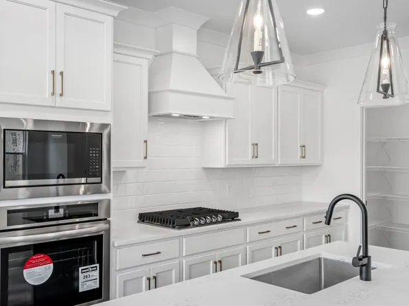 1009 Timothy Ln, Smyrna, TN 37167