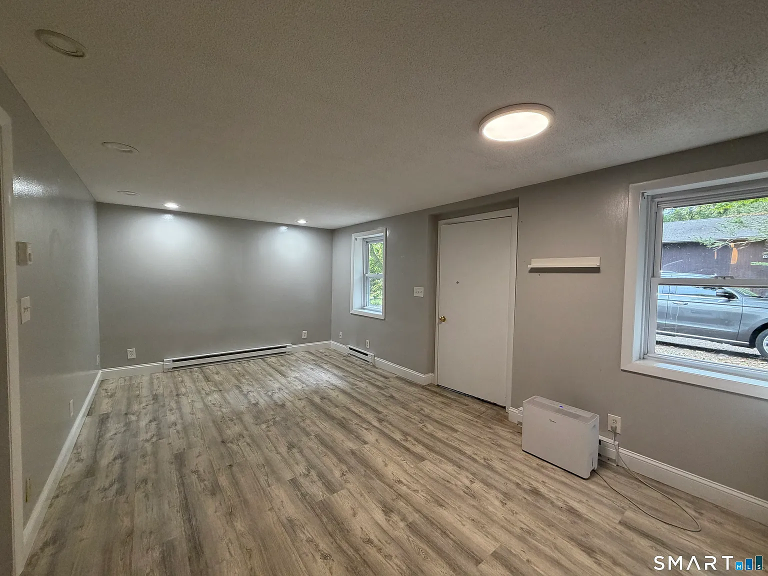 1 bed, 1.0 bath, 600 sqft, $1,250 — Photo 2