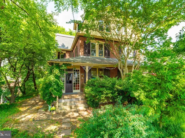 104 Walnut St, Jenkintown, PA 19046