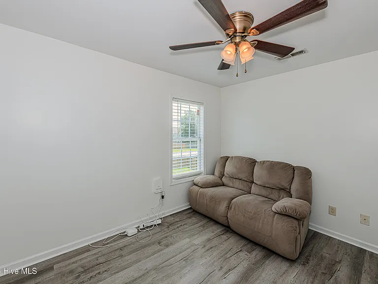 106 Chinkapin Ct — Photo 23
