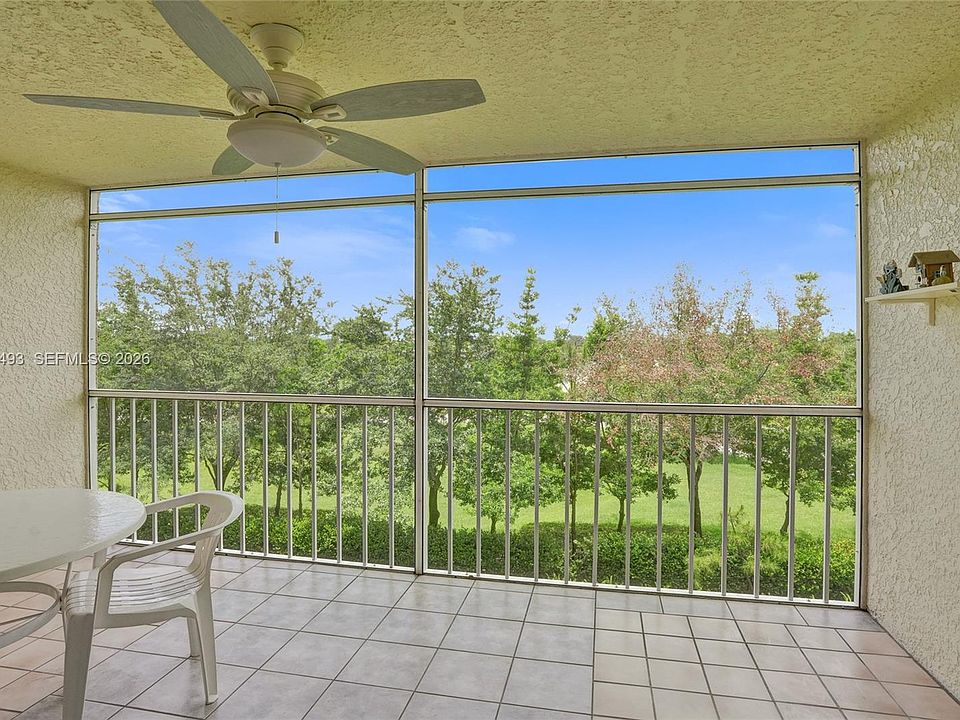 1st image of 4550 NE 18th Ave APT 306