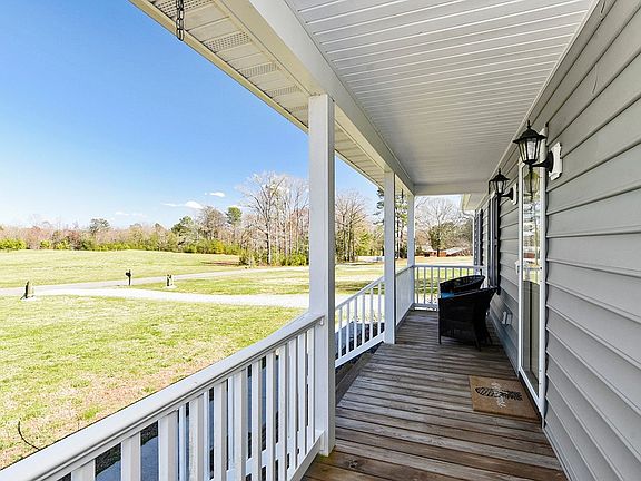 3rd image of 134 Village Green Dr