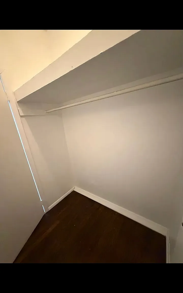 3 bed, $2,300 — Photo 3