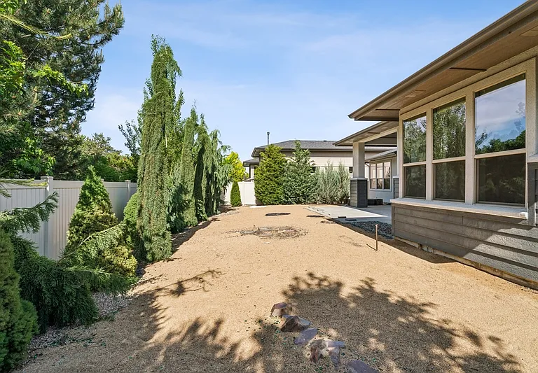 3441 E Accommodation Ct — Photo 66