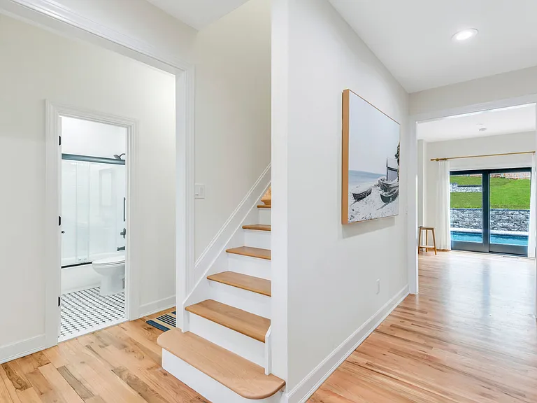 6 Ridge Way — Photo 21