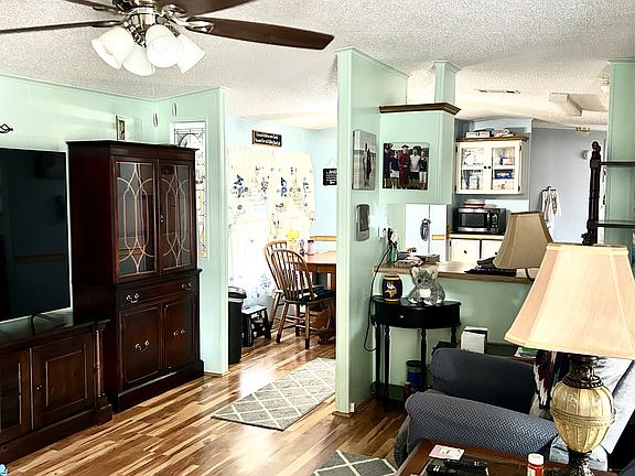 3rd image of 36345 Arbor Oaks Dr
