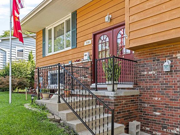4th image of 7308 N Piccadilly Pl