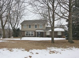 3567 Harbor Ave, Newton, IA 50208