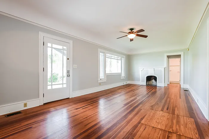 101 Lake Winnemissett Dr — Photo 2