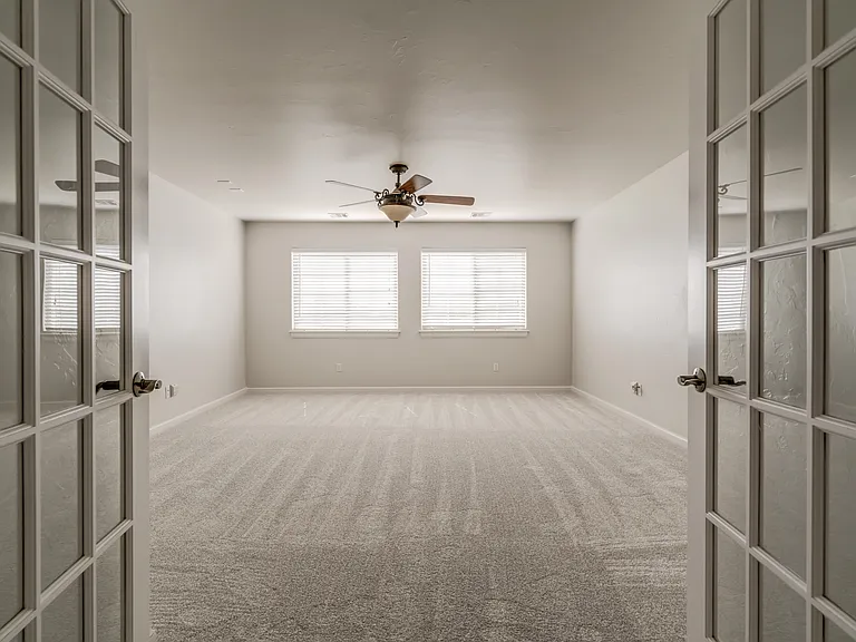 22525 Lindy Ter — Photo 71