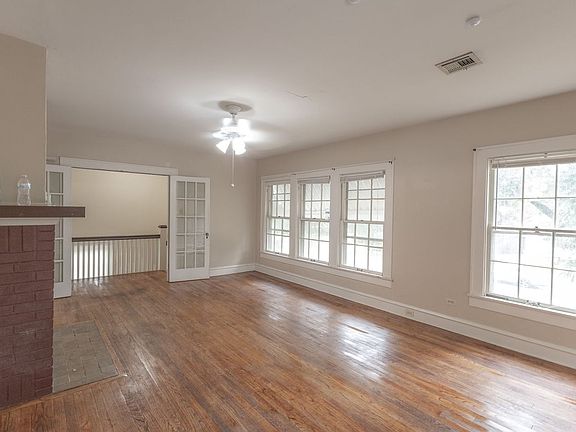 3rd image of 2716 Morrow Ave