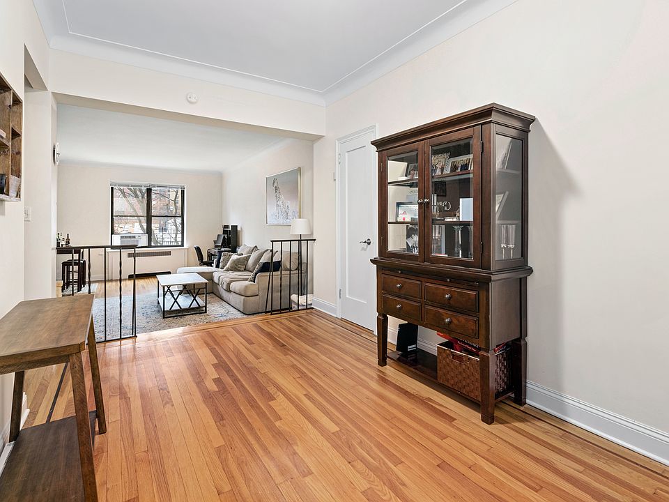 1st image of 310 E 75th St APT 6E