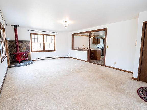 3rd image of 164 Deibert Dr