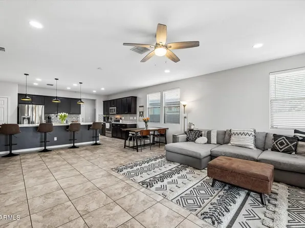 10155 W LOS GATOS Drive, Peoria, AZ 85383