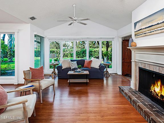 2nd image of 312 QUAIL POINTE Drive