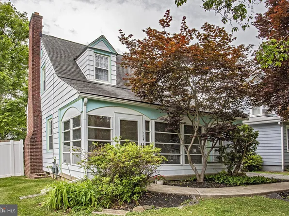 204 Beverly Pl, Wilmington, DE 19809