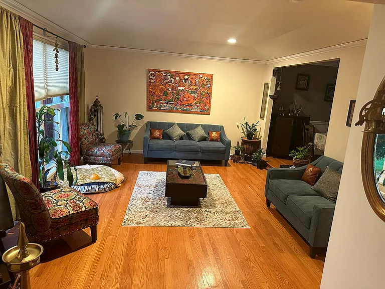 23947 SE 40th Pl — Photo 3