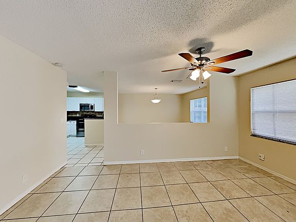 5th image of 3360 Seabreeze Ln