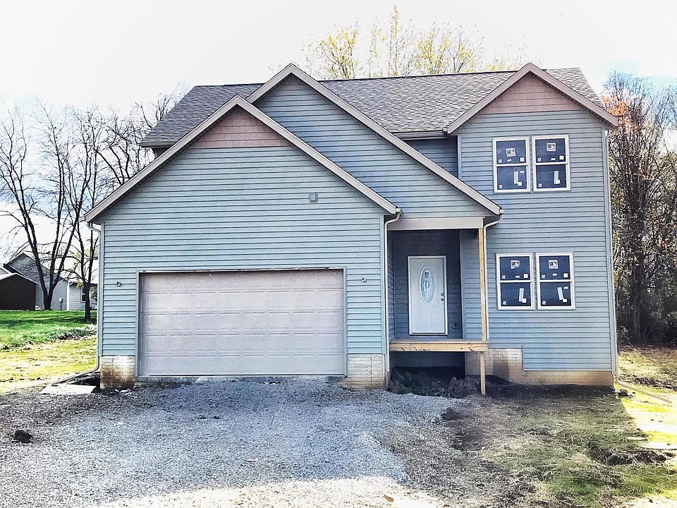 1st image of 105 Honeysuckle Ln