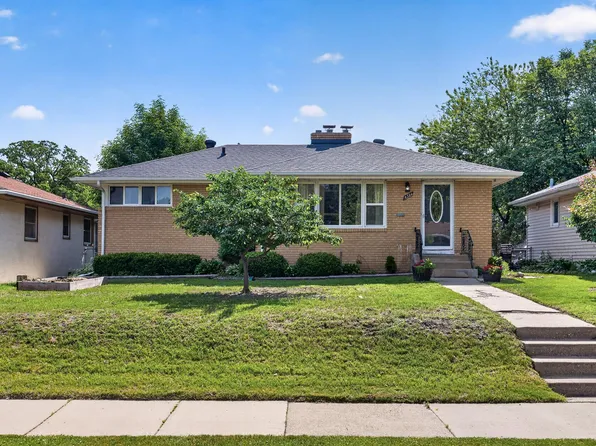 4324 Queen Ave N, Minneapolis, MN 55412
