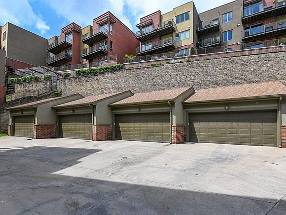 2nd image of 4508 J C Nichols Pkwy APT 2S