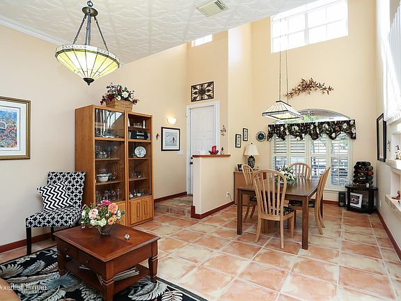 3rd image of 3809 SW 49th Ct