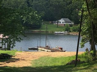 105 Moss Ln, Lexington, TN 38351