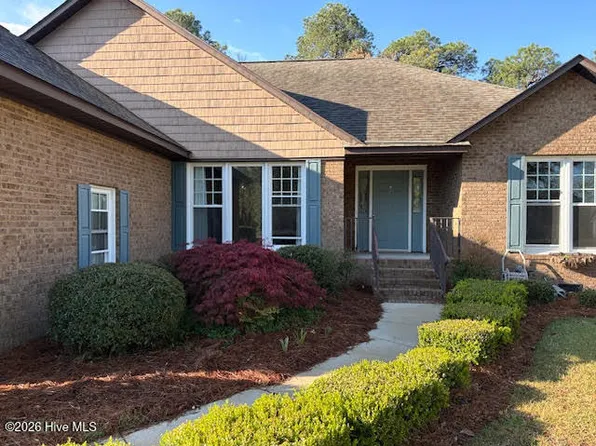 5718 Sloop Court, New Bern, NC 28560