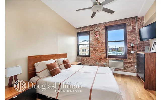 Sold by Douglas Elliman | media 3