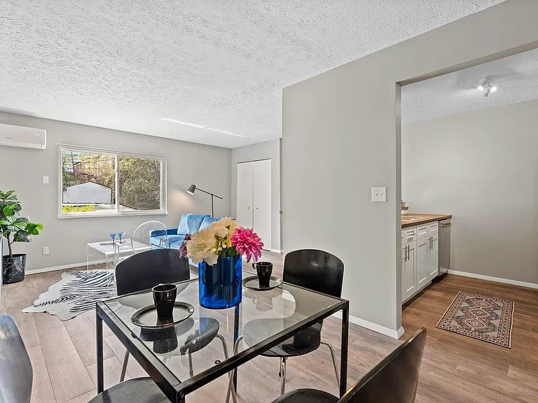 10526 Clifton Blvd #103 — Photo 16