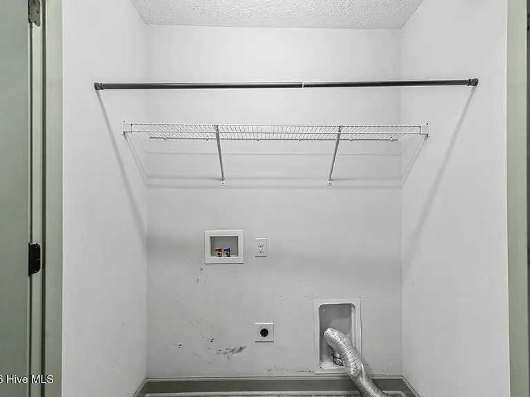 105 Kenan Loop — Photo 18