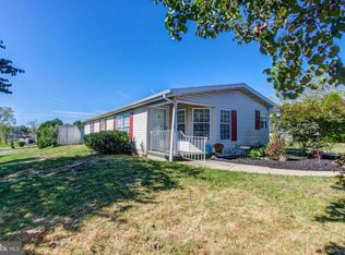 13 Goldenrod Ct W, Harleysville, PA 19438