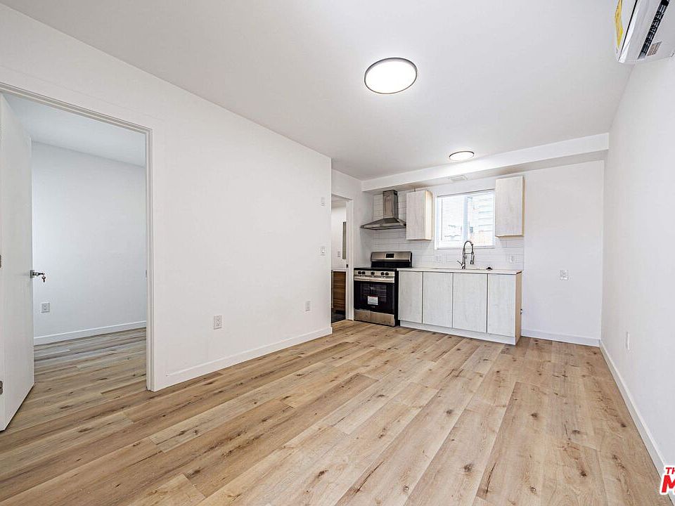 1st image of 4626 Wall St