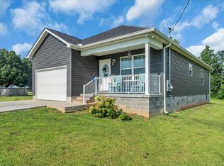 3366 Oak Grove Rd, Decherd, TN 37324