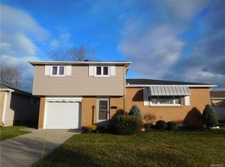 118 Nagel Dr, Cheektowaga, NY