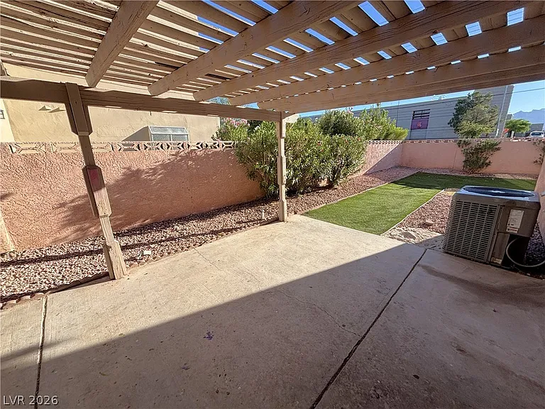 2309 Florissant Dr — Photo 19