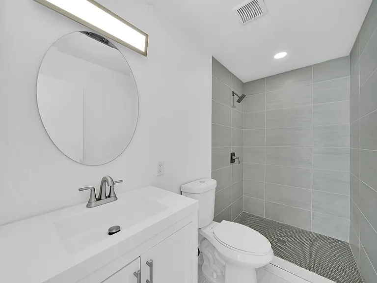 1108 NE 16th St #1106 — Photo 14
