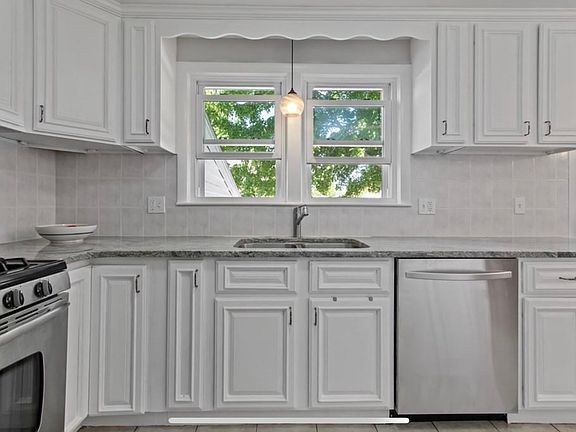 5th image of 54 Miriam Rd