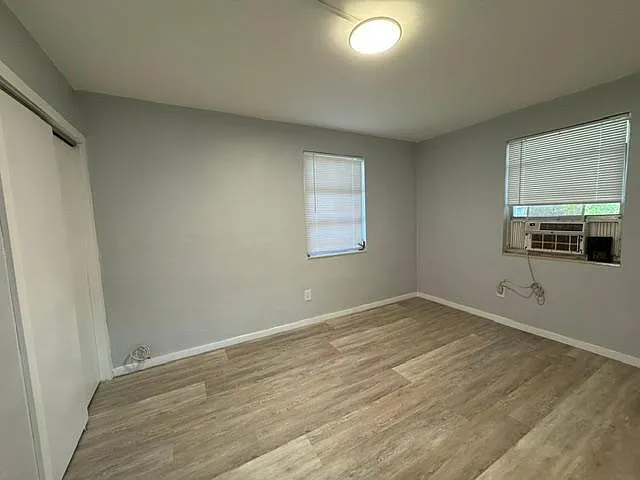 304 NW 14th Ave — Photo 11