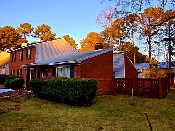 10 E Chadwick Cir, Dothan, AL 36305