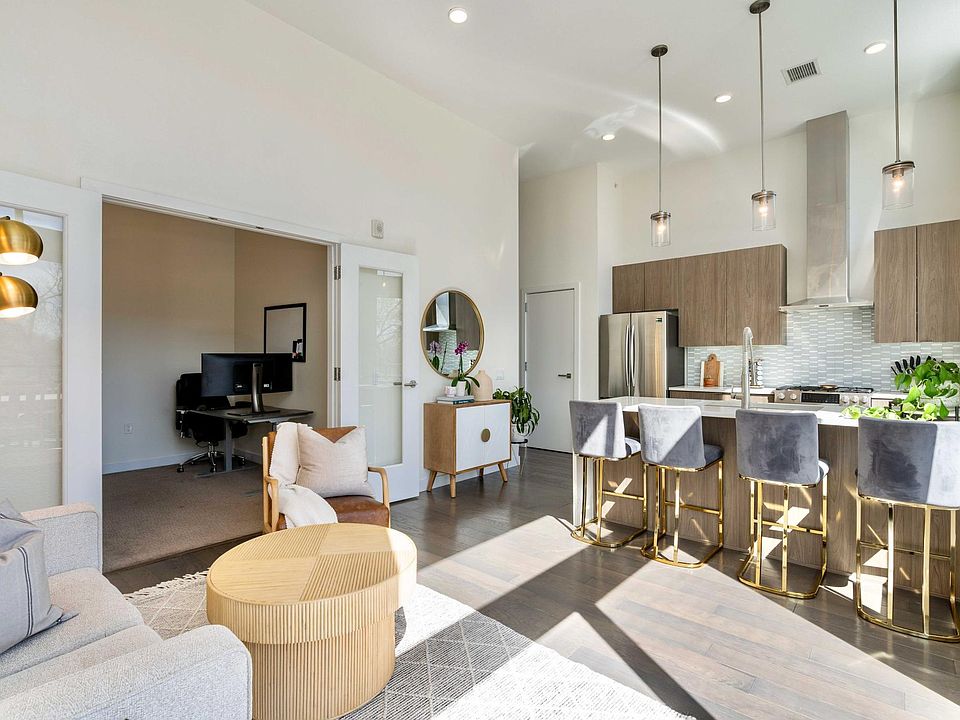 1st image of 1616 S Broadway APT 309