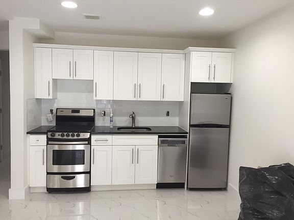 2nd image of 1016 E 223rd St #2