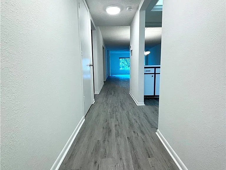 2264 Winkler Ave #107 — Photo 5
