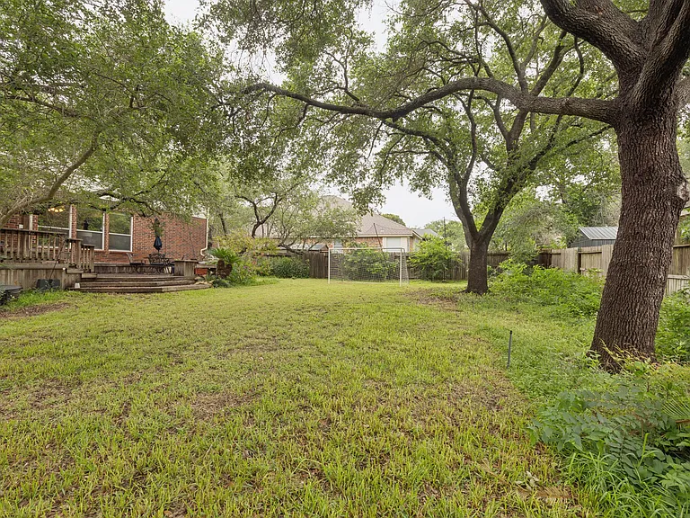 1810 Flintbed — Photo 25