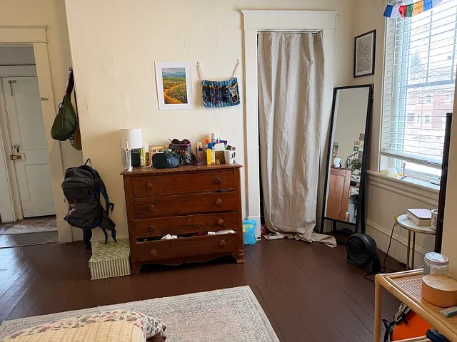 18 Weston St #1 — Photo 11