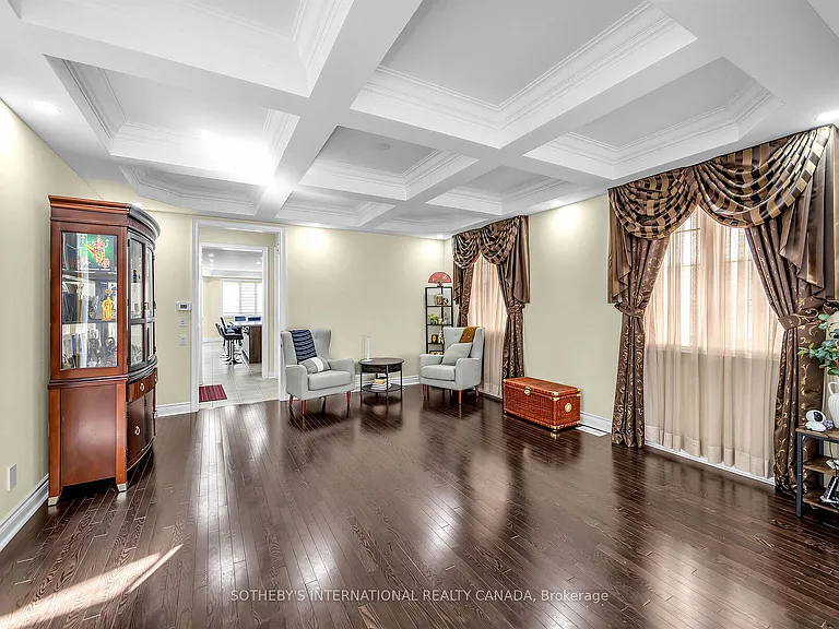 54 Kelways Cir #UPPER — Photo 6