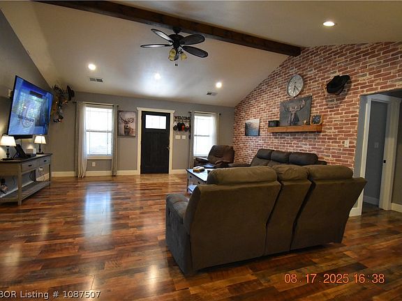 5th image of 461048 E 967th Rd