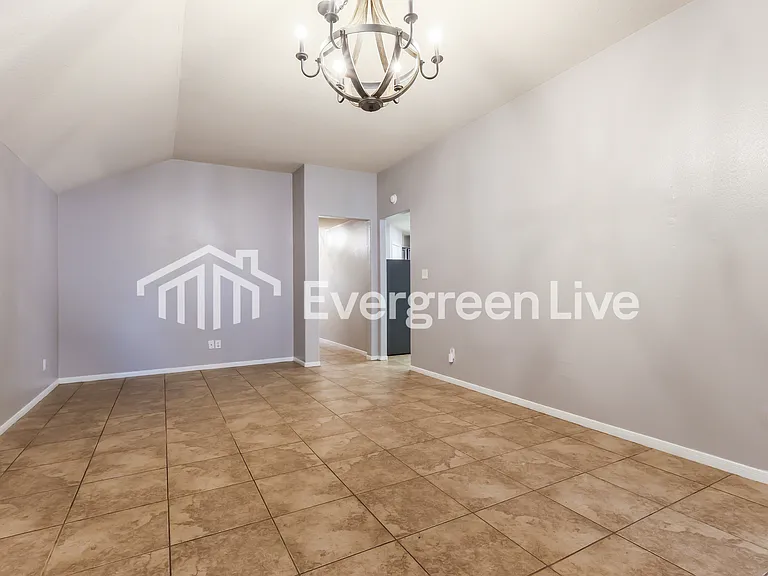 15411 Hickory Dale St — Photo 7