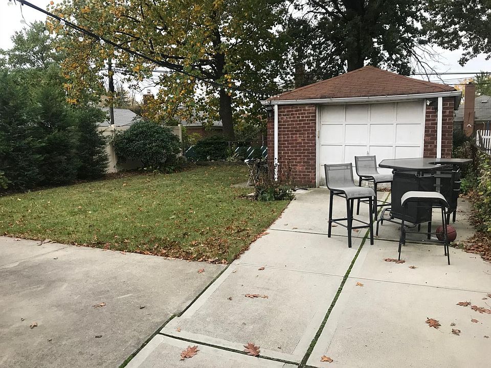 1st image of 15140 22nd Ave